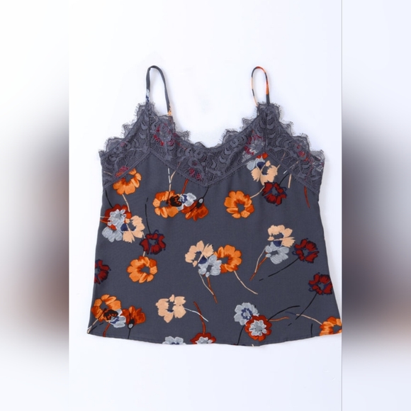 Floral Print Lace Tank Top - Picture 4 of 10